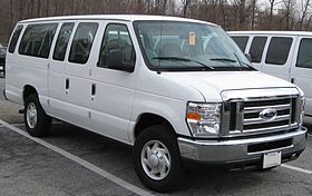 Ford E-Series wagon.jpg